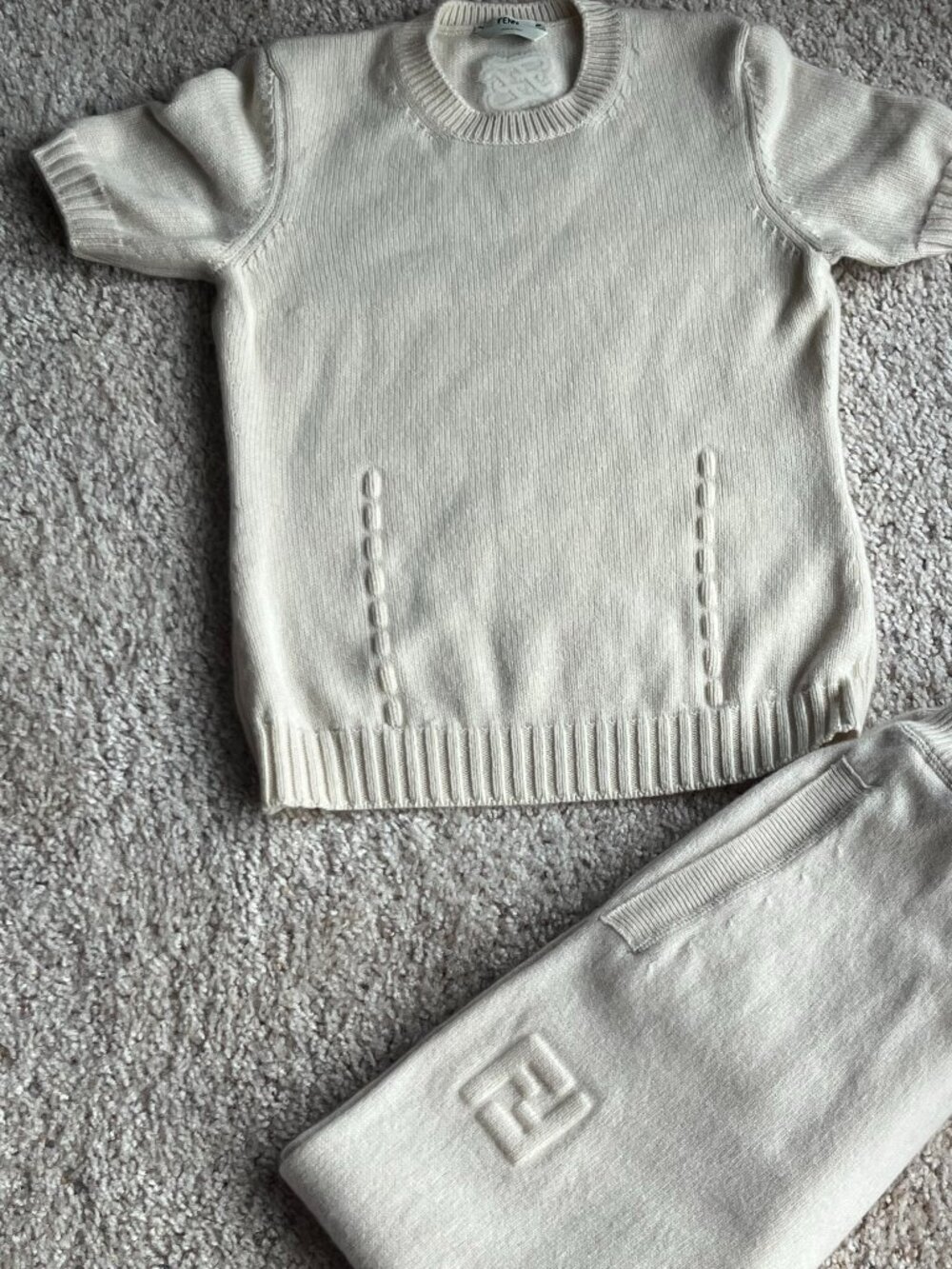 FENDI Cream Cashmere Set w/ Pants and Short Sleeve Top Size 40